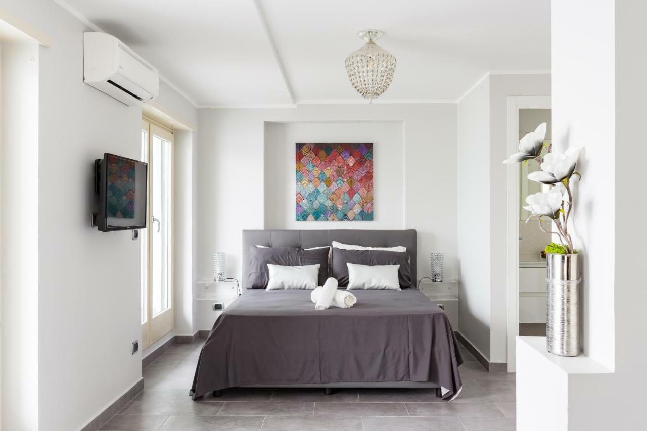 Penthouse 40 In Trastevere With Seasonally Jacuzzi โรม ภายนอก รูปภาพ