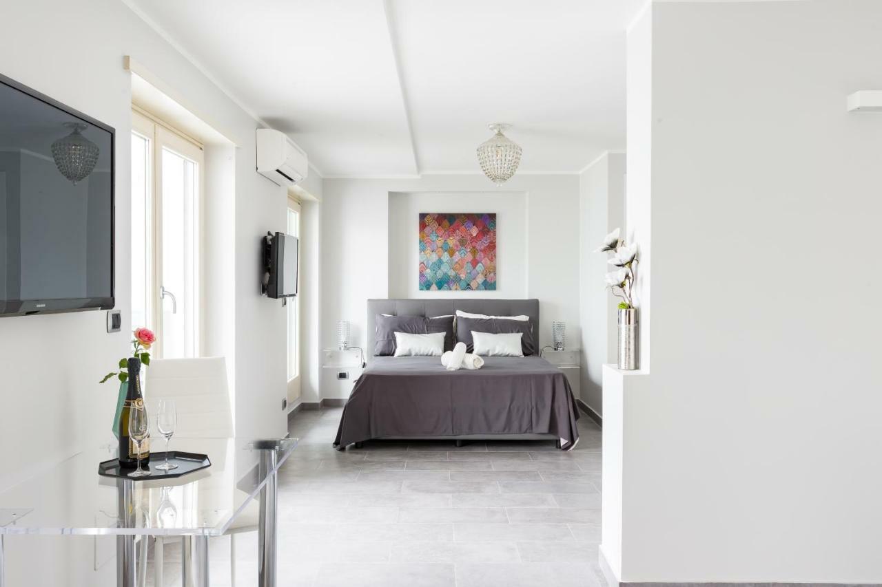 Penthouse 40 In Trastevere With Seasonally Jacuzzi โรม ภายนอก รูปภาพ